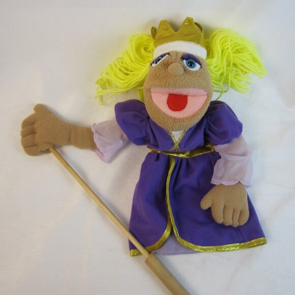 Melissa & Doug Queen Puppet - Used - Picture 1 of 6